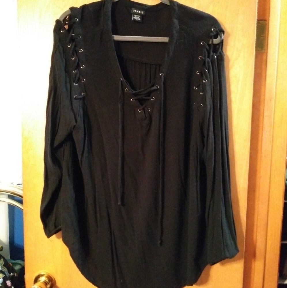 Black Torrid Lace-Up Shirt size 3